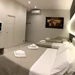 Starita Bed & Pizza 4*