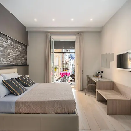 Starita Bed & Pizza Nocleg ze śniadaniem 4*