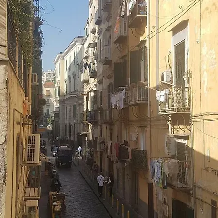 Starita Bed & Pizza Oda ve Kahvaltı Napoli