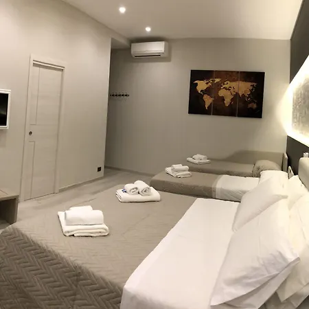 Starita Bed & Pizza 4*